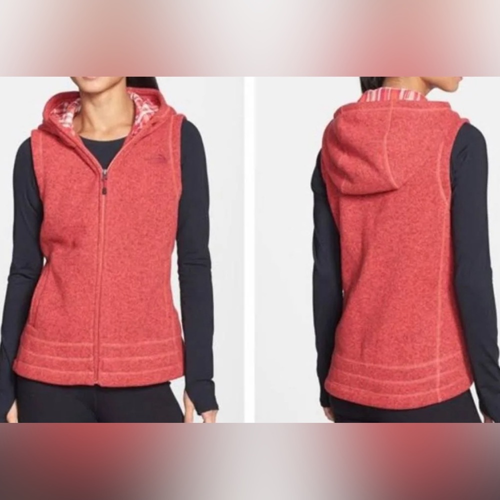 The North Face Heathered Red Crescent Vest women’s size small
